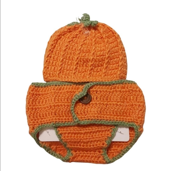 BNWT Newborn Pumpkin Jack-o-lantern Photo Op Crochet Set - Picture 2 of 2